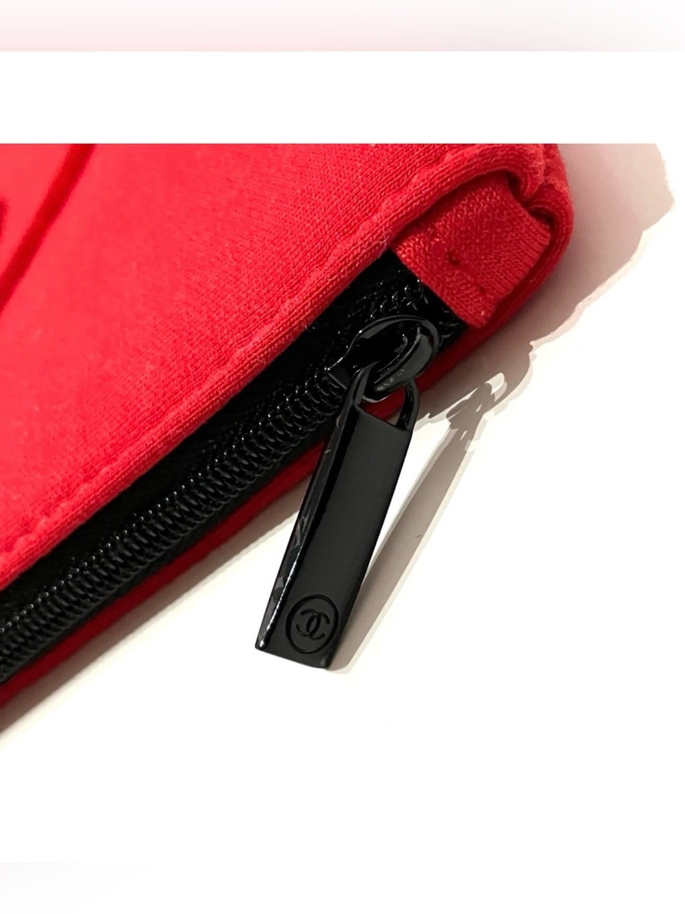 Chanel Red Makeup Bag Pouch - Picture 4 of 7